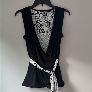 Serra Black and White Wrap/Splice Neckline Reversible Tank Top with Sash Belt
